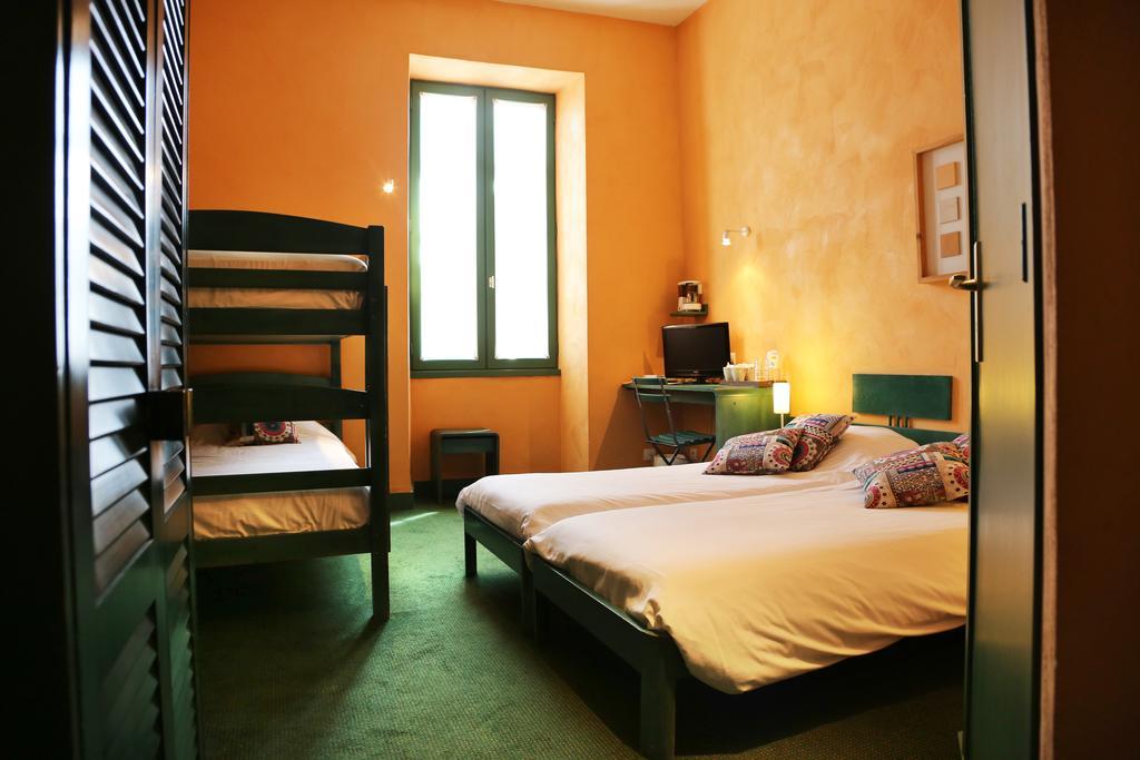 Hotel Logis La Garissade Murat Exterior foto